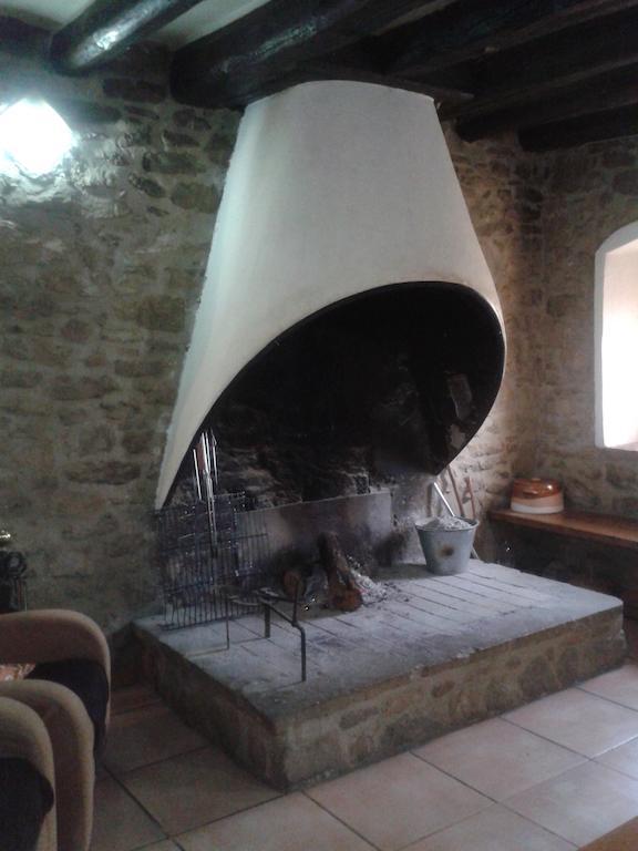 Casa Angrill Ξενοδοχείο Oliana Εξωτερικό φωτογραφία